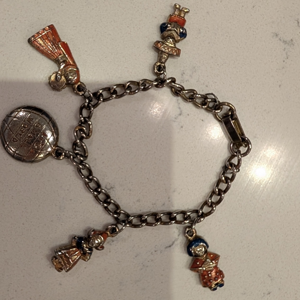 Vintagw 1964 Disney Charms It's A Small World  And 3 Jungle book charms